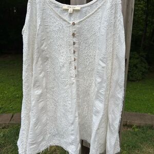 Oli & Hali White Blouse